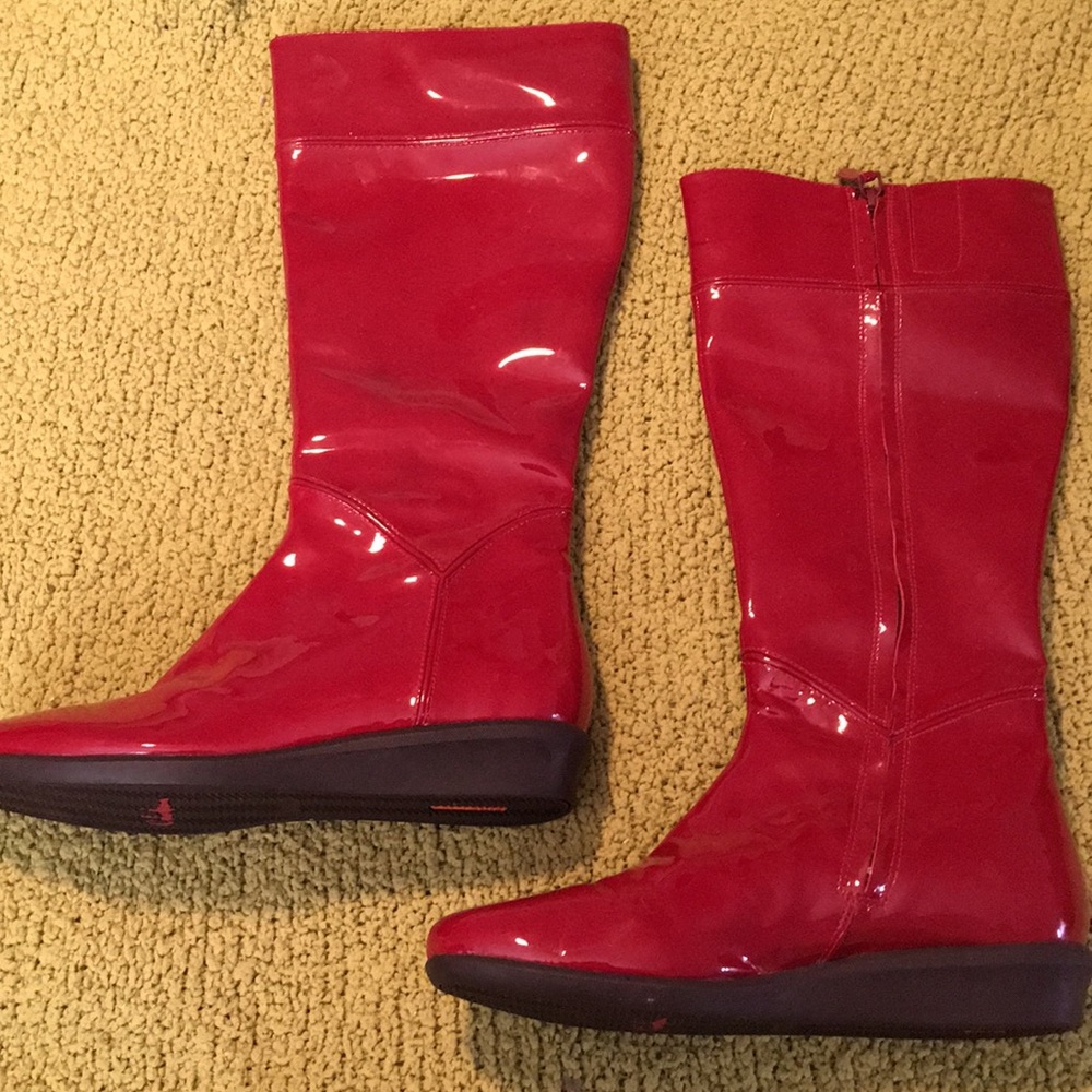 Shiny red rain boots!